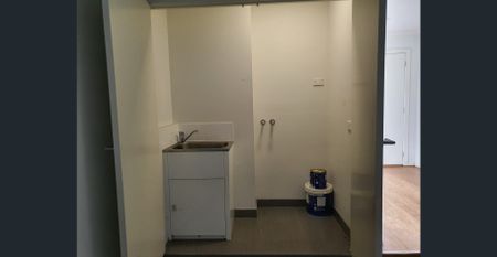 3 Storeys 2 Bedrooms Plus Study Townhouse for Rent and Available Now!: - Photo 2