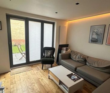 3 bedroom terraced house to rent - Photo 2