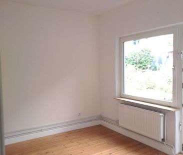 Schöne 2-Zi-EG-Altbauwhg, EBK, Bad, zentral, Garten, Nähe Wald - Foto 1