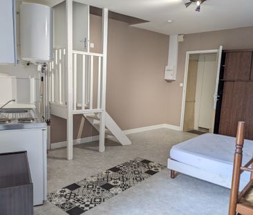 Location Appartement 1 pièce 30m² ISSOUDUN 36100 - Photo 1
