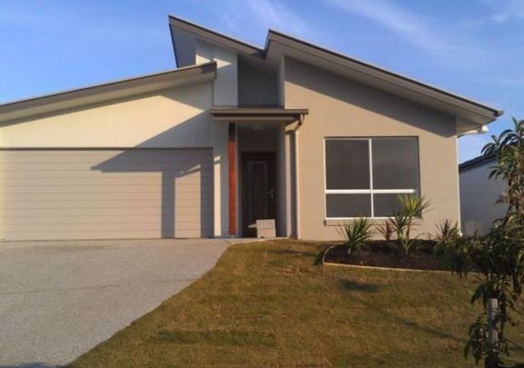 Spacious 4-Bedroom Home in Mountain Creek - Photo 1