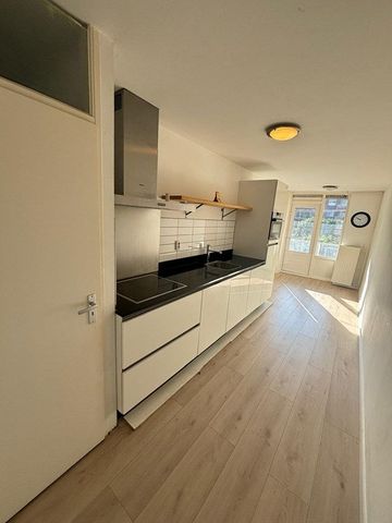 Te huur: Appartement Chestertonlaan in Amsterdam - Photo 2