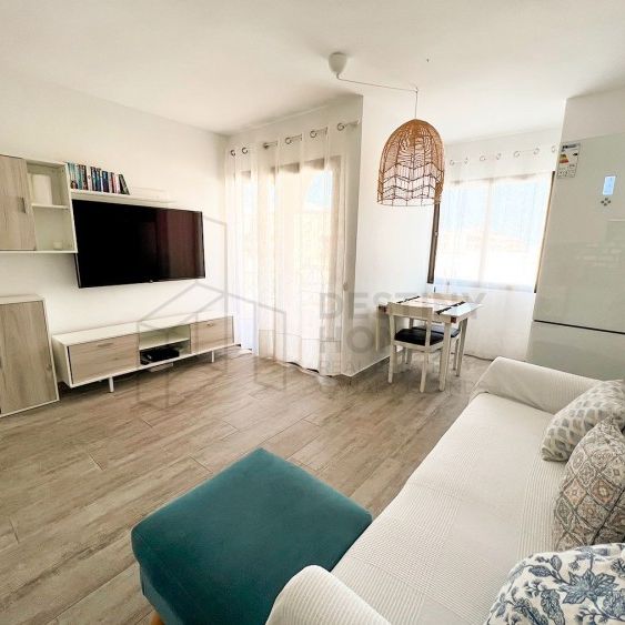 2 Bed Flat / Apartment to Rent - Photo 1