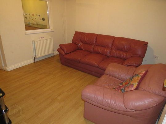 12 Tates Avenue, Belfast, BT9 7BY - Photo 1