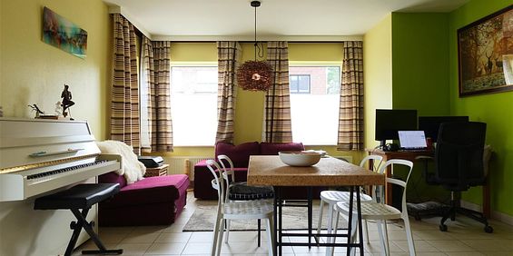 Gezellig en lichtrijk appartement met garagebox te huur in Zwijnaarde - Photo 3