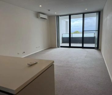 “North Facing Spacious Apartment With City View” - Photo 3
