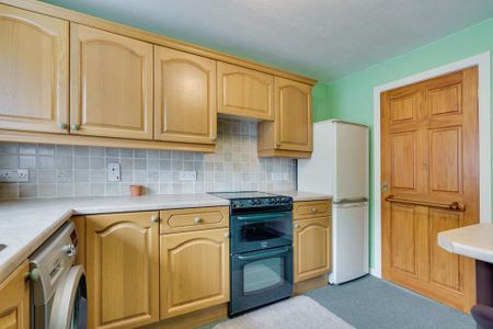 2 bedroom apartment to rent - Photo 4