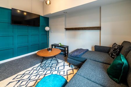 3 bedroom apartment to rent - Photo 2