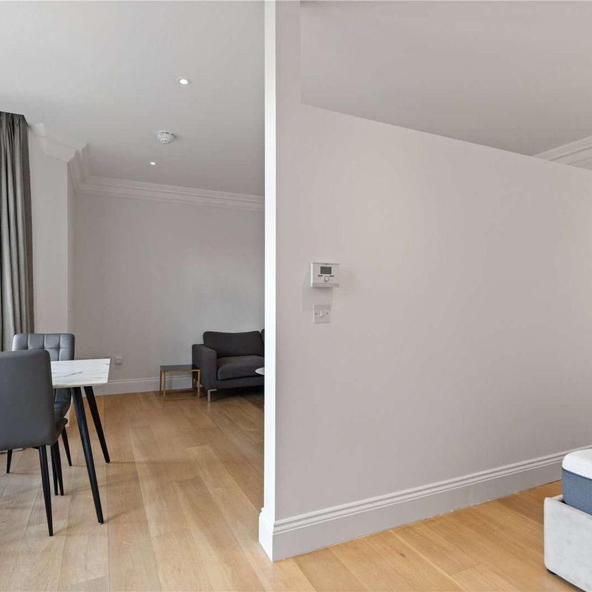 A newly redecorated one bedroom property. - Photo 1