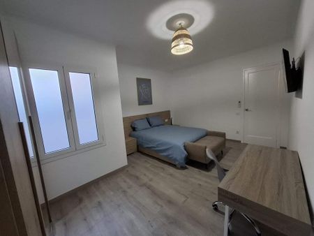 Barcelona, Catalonia 08013 - Photo 2