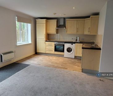 2 bedroom flat to rent - Photo 3