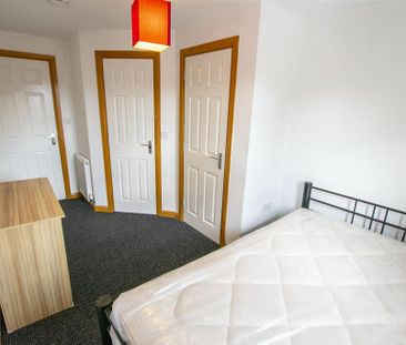 8 bedroom house to rent - Photo 4