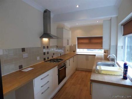 3 bedroom property to rent in St Helens - Photo 2