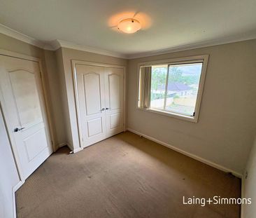 Spacious townhouse in a prime Quakers Hill location - Photo 5