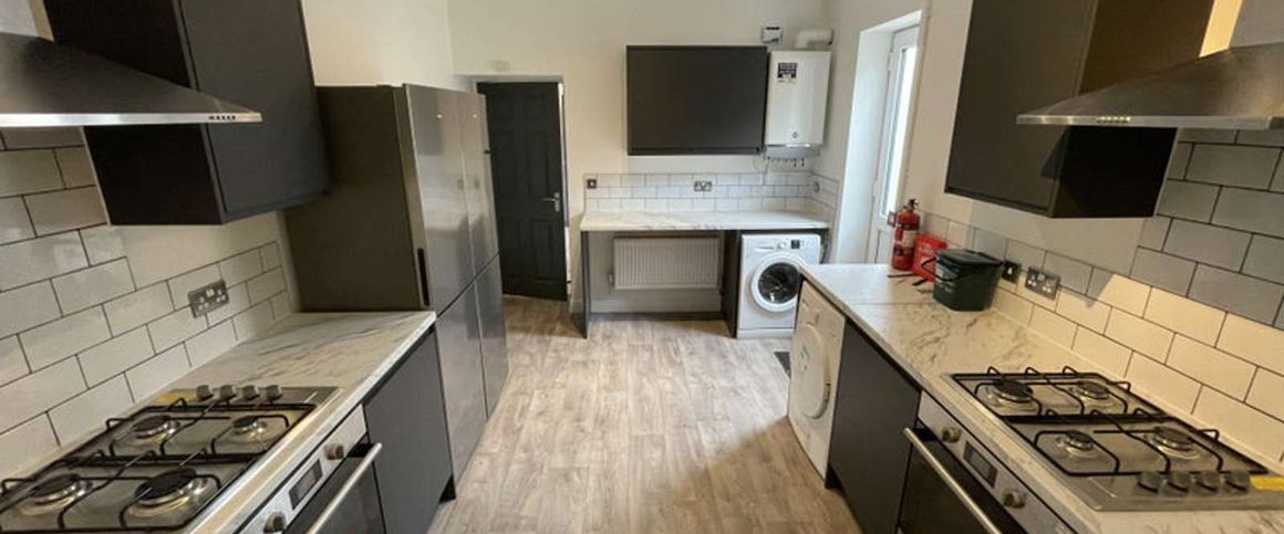 A Popular House Share share for Rent in Mount Pleasant, Swansea Room 3 - Photo 1