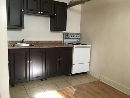 2175 Robinson St., Regina, Saskatchewan, S4T 2P8 - Photo 5