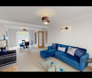 3 bedroom bungalow to rent - Photo 2