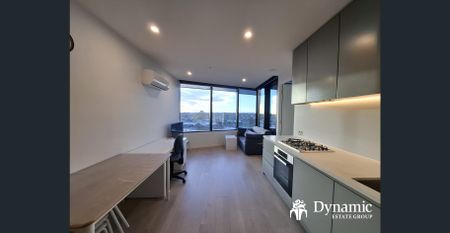 1 Bedroom · 1 Bathroom · 1 Car Park – Fully Furnished - Photo 2