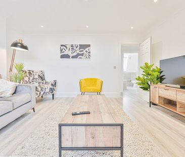 Grosvenor Place South - Photo 1
