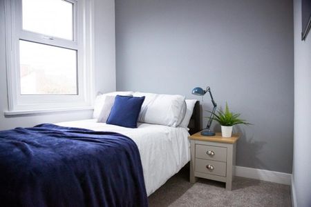 Montgomerie #15 - Photo 4