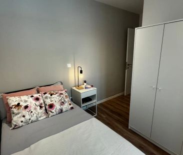 Room in a shared 7-bedroom apartment for rent in Gaztambide - Photo 5