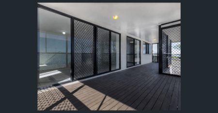 Spacious Family Living with Stunning Views - Photo 2