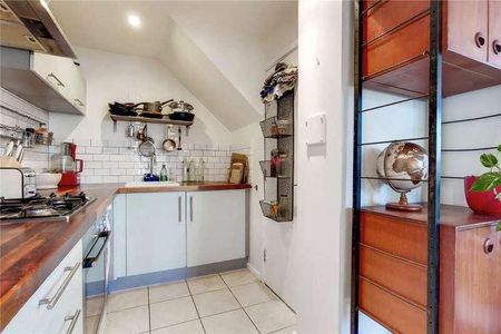 Lansdowne Drive, London, E8 - Photo 4