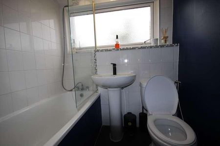 Keensacre, Iver, SL0 - Photo 2