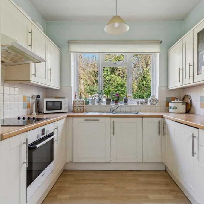 4 bedroom detached house to rent - Photo 1