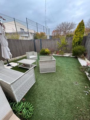 Casa adosada de alquiler en Calle Francisco Pizarro, Valenoso - Photo 1