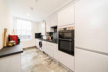 Lower Square, Old Isleworth, TW7 - Photo 4