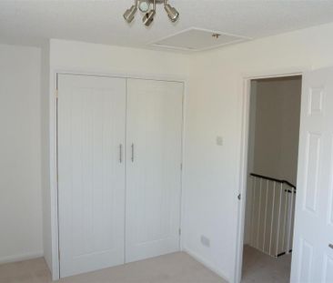 1 bedroom semi-detached house to rent - Photo 3