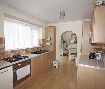 3 Bedroom Townhouse - Semi Detached - Photo 1