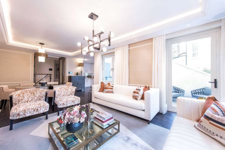 A contemporary apartment with a beautiful courtyard terrace - Photo 3