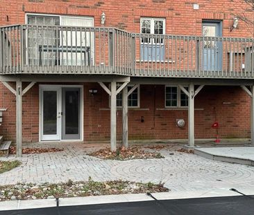 For Lease - 35 Westacott Crescent, Ajax, Ontario - Photo 4