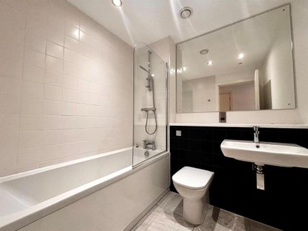 2 bedroom flat to rent - Photo 5