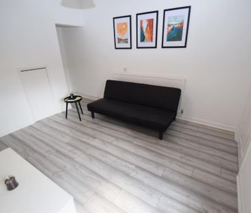 2 bedroom house share to rent - Photo 2