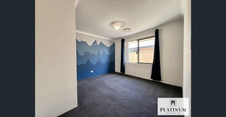 Spacious & Modern 4-Bedroom Family Home in Kingston - Photo 4