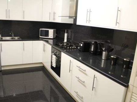 Manchester Road Room B - Photo 3