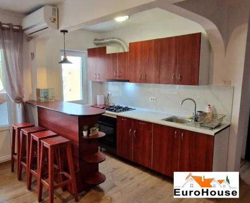 Apartament cu 4 camere de inchiriat in Alba Iulia - Fotografie 1