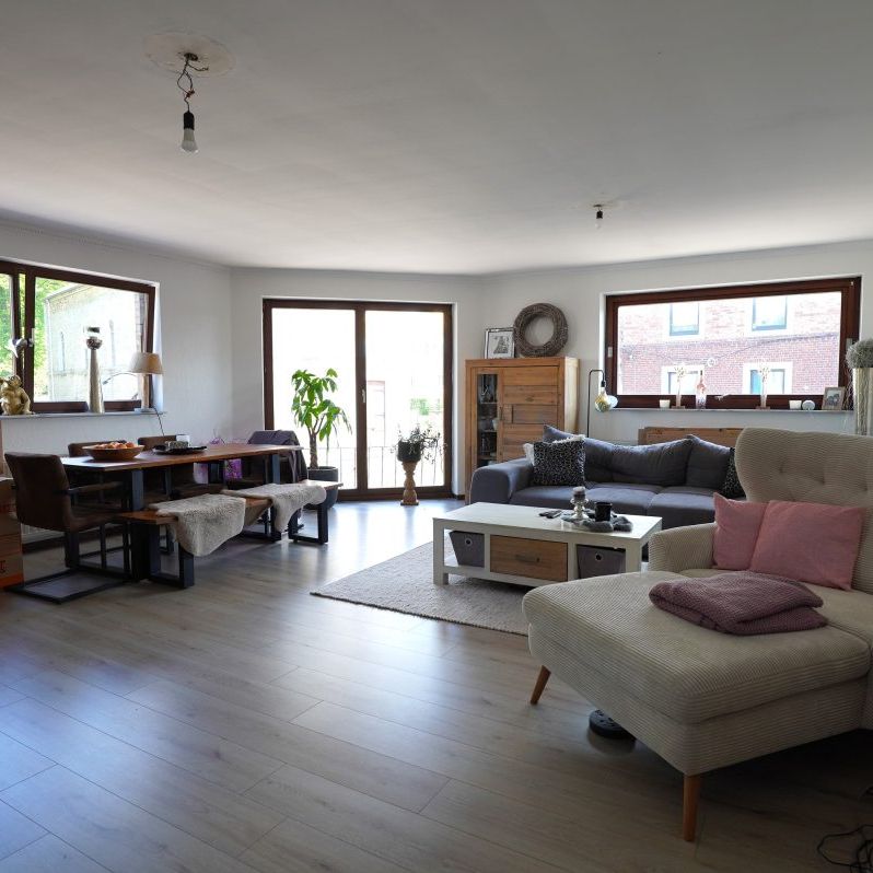 Schöne helle Wohnung auf der 1°Etage, gelegen in Moresnet-Chapelle - Foto 1