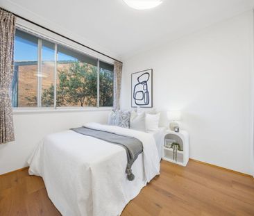 Centrally Located Three-Bedroom Townhouse - Photo 4