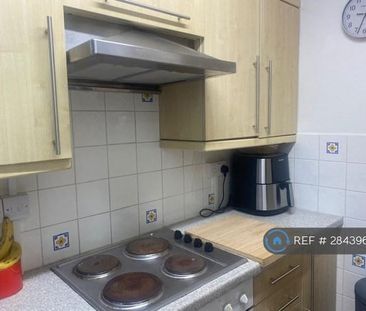 Studio to rent - Photo 5