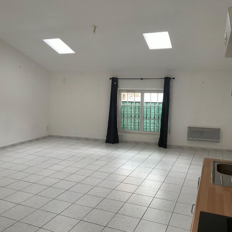 Location appartement 3 pièces, 75.20m², Le Poujol-sur-Orb - Photo 1