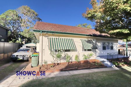 18 Wavell Avenue, Carlingford NSW 2118 - House For Rent | Domain - Photo 2