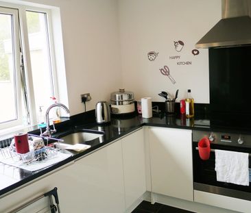 1 Bed Flat, Tiller Street, E14 - Photo 5