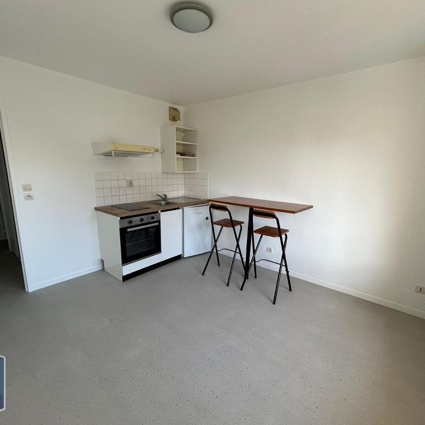 Location Appartement 1 pièce 19m² LAVAL 53000 - Photo 1