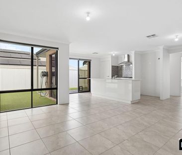 Modern Comfort Meets Coastal Convenience - Photo 6