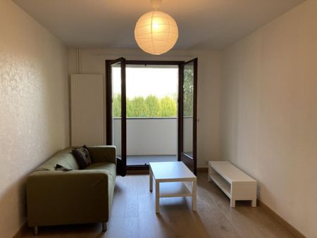 Location Appartement 1 pièce Meublé 36m² LA MOTTE SERVOLEX 73290 - Photo 2