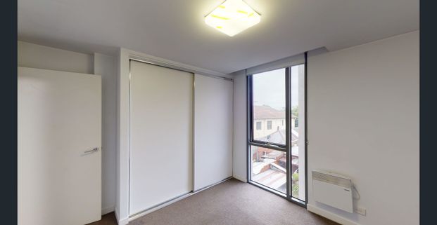 Location, Convenience, Lifestyle - Photo 1